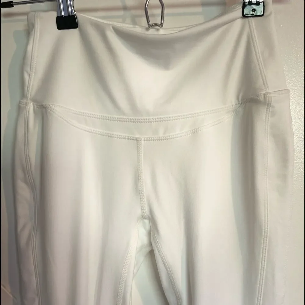 NEW Free People Movement Very Prarie Legging in white .Size XS